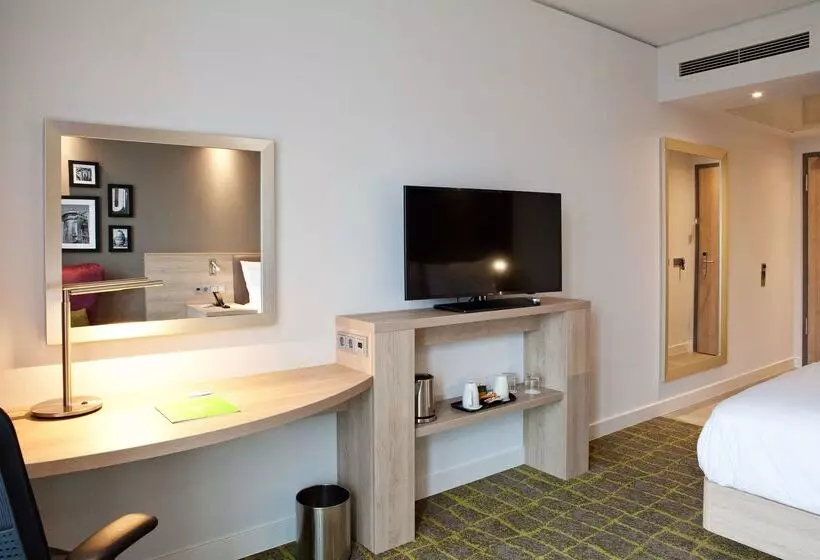 ホテル Hampton By Hilton Dortmund Phoenix See