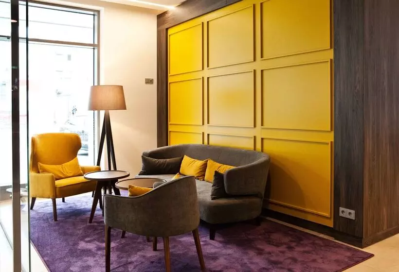 ホテル Hampton By Hilton Dortmund Phoenix See