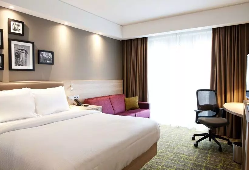 ホテル Hampton By Hilton Dortmund Phoenix See