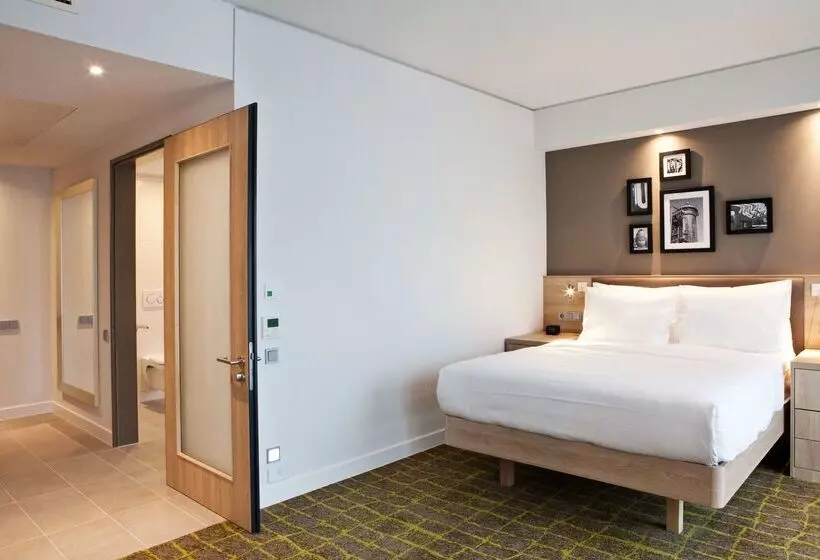ホテル Hampton By Hilton Dortmund Phoenix See