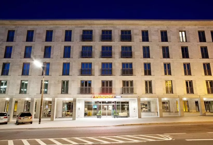 ホテル Hampton By Hilton Dortmund Phoenix See