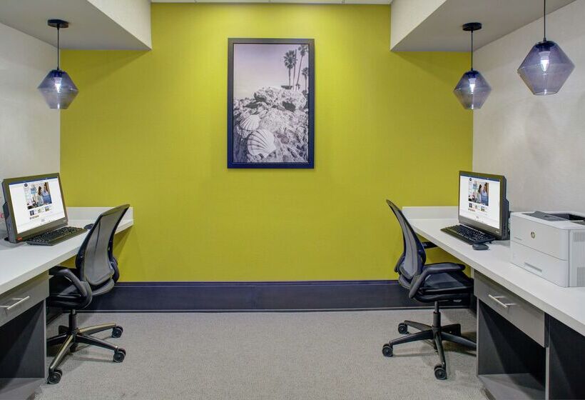 فندق Hampton Inn & Suites Irvineorange County Airport