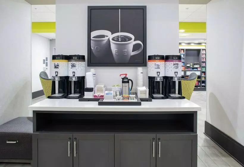 Hotelli Hampton Inn & Suites Irvineorange County Airport