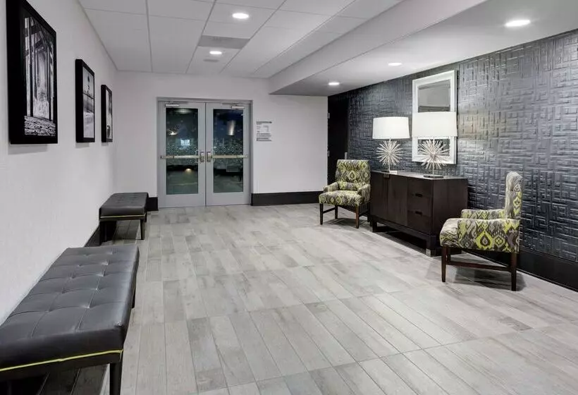 Hotelli Hampton Inn & Suites Irvineorange County Airport