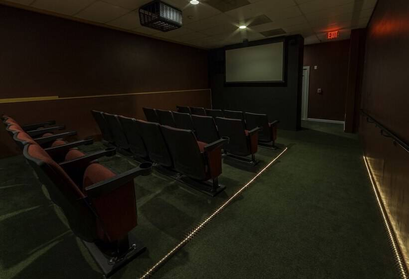 فندق Holiday Inn Club Vacations Oak N Spruce Resort In The Berkshires An Ihg