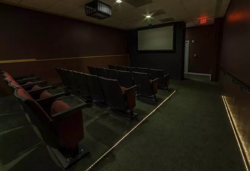 Hotelli Holiday Inn Club Vacations Oak N Spruce Resort In The Berkshires An Ihg