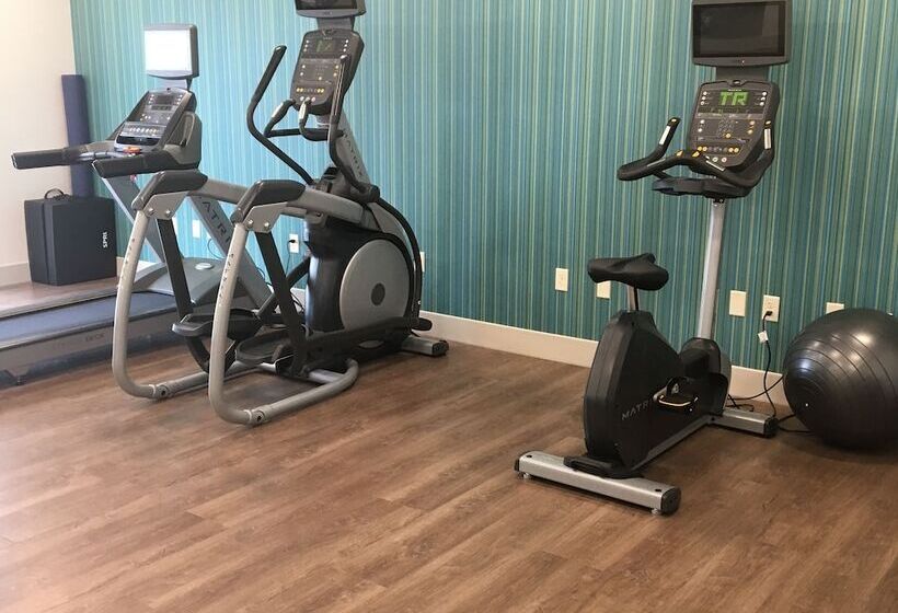 בית מלון כפרי Holiday Inn Express & Suites   Nebraska City, An Ihg