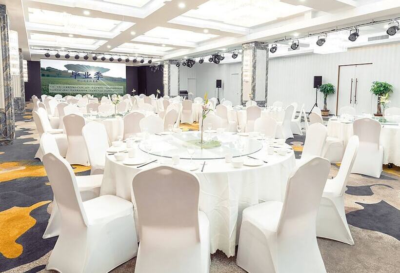 בית מלון כפרי Holiday Inn Express Jinan Exhibition Center By Ihg