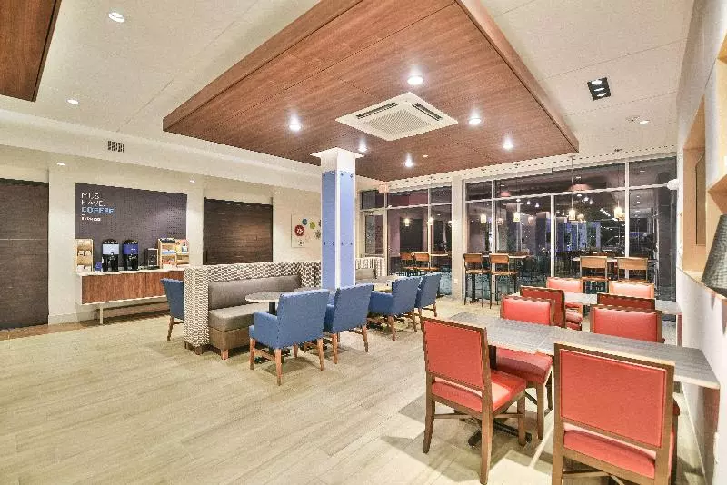 Hotelli Holiday Inn Express & Suites Lehi   Thanksgiving Point, An Ihg