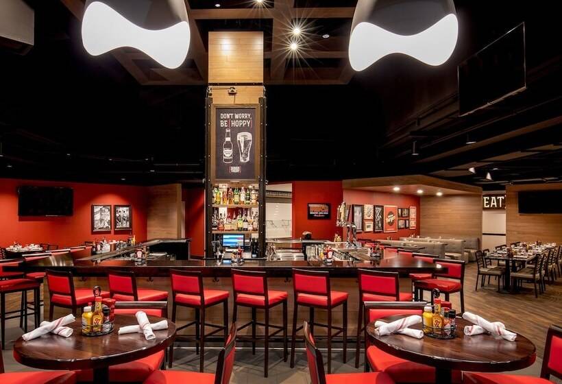 فندق Holiday Inn Newport News   Hampton By Ihg