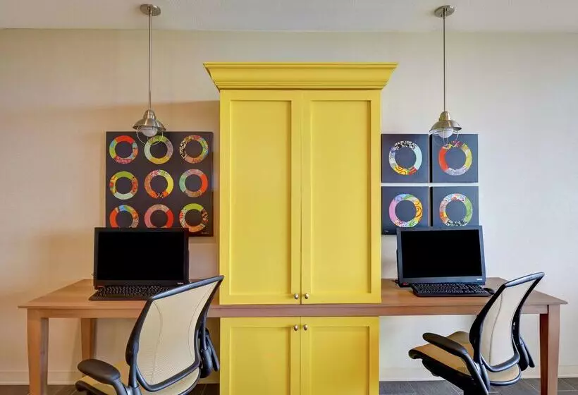 ホテル Home2 Suites By Hilton Helena