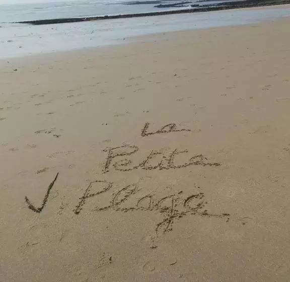 ホテル Hôtel De La Petite Plage