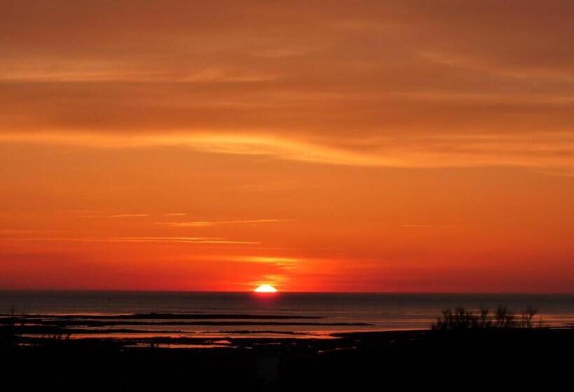 호텔 Hôtel De La Petite Plage