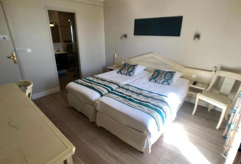 هتل Hôtel Méditerranée