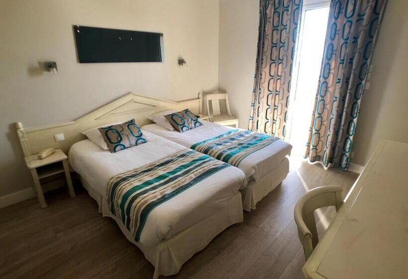 هتل Hôtel Méditerranée