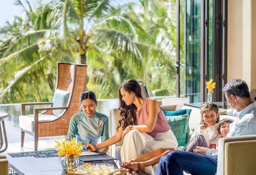 Hotel Intercontinental Phu Quoc Long Beach Resort, An Ihg