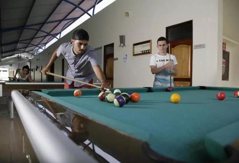 ホテル Los Puentes Comfacundi