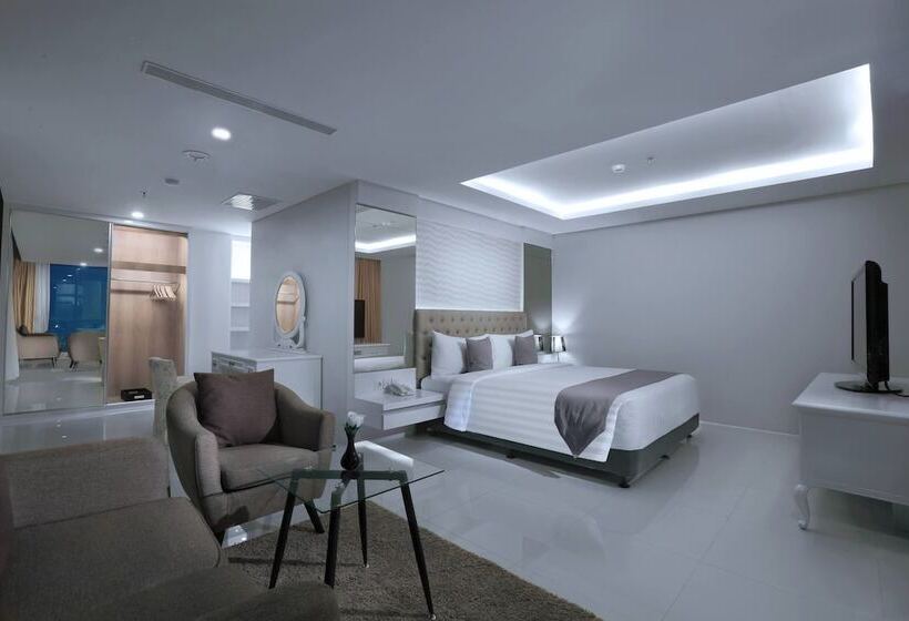 فندق Neo Gajah Mada Pontianak By Aston