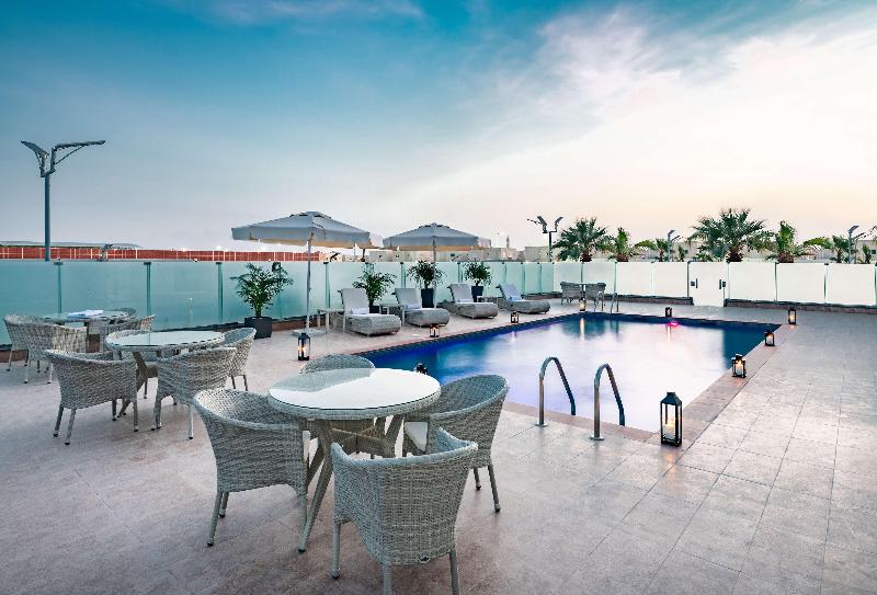 בית מלון כפרי Park Inn By Radisson Jubail Industrial City