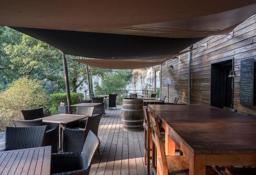 فندق Prehistoric Lodge Adult Only