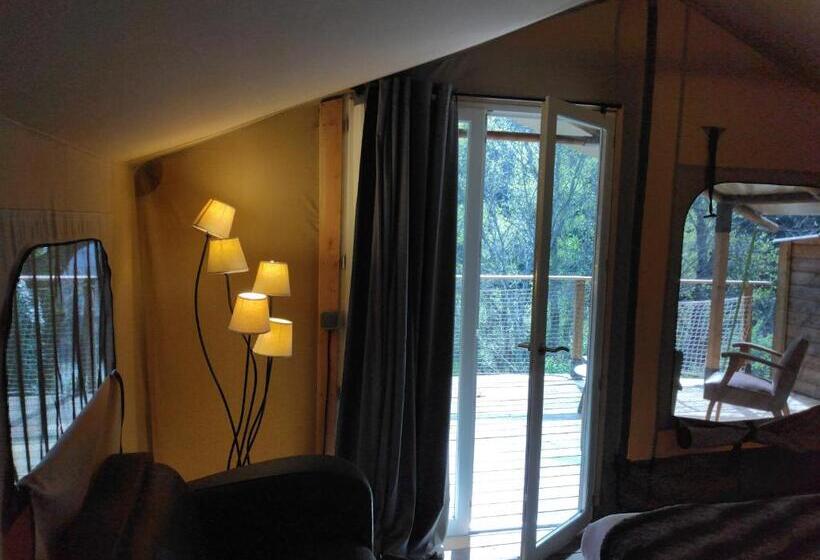 فندق Prehistoric Lodge Adult Only