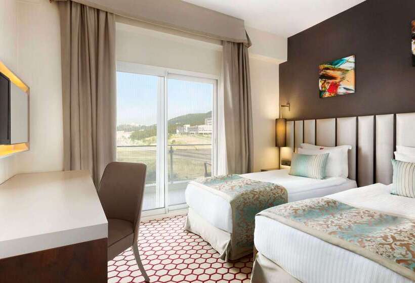 Отель Ramada By Wyndham Soma