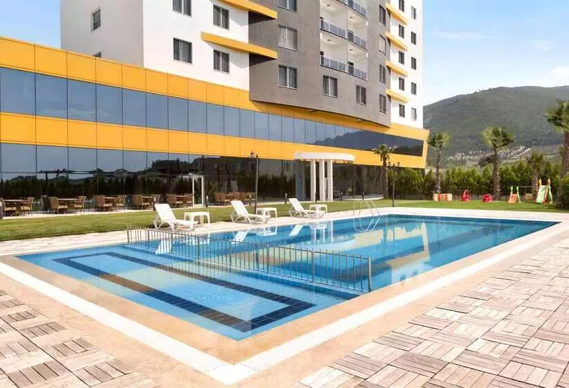 Hotelli Ramada By Wyndham Soma