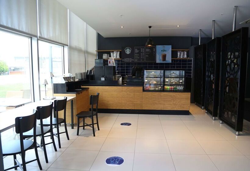 Отель Ramada By Wyndham Soma