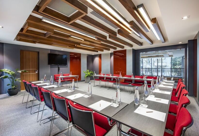 Tbilisi Saburtalo Hotel By Mercure