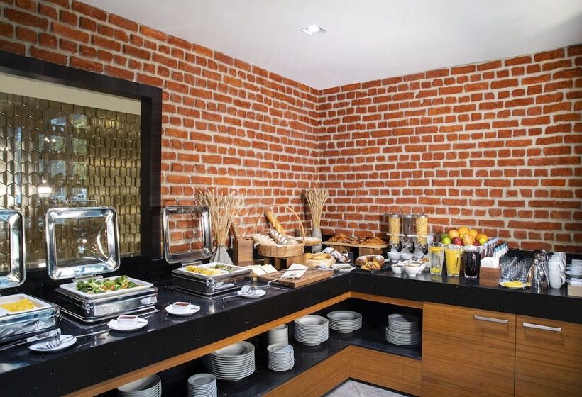 Tbilisi Saburtalo Hotel By Mercure