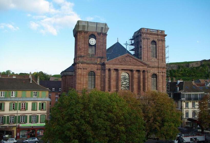 ホテル Restaurant St Christophe