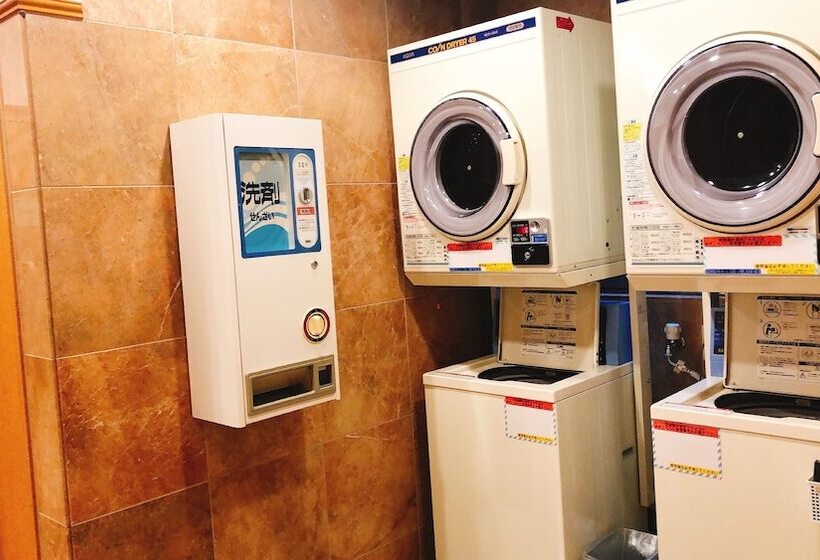 ホテル Toyoko Inn Shin-yokohama Ekimae Honkan