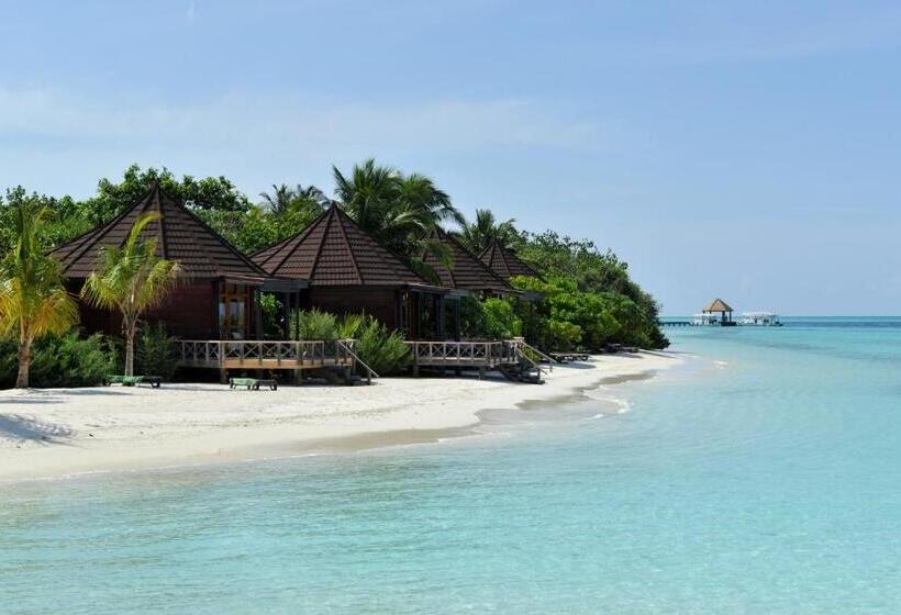 Komandoo Island Resort & Spa