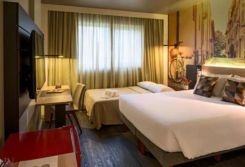 Novotel Curitiba Batel