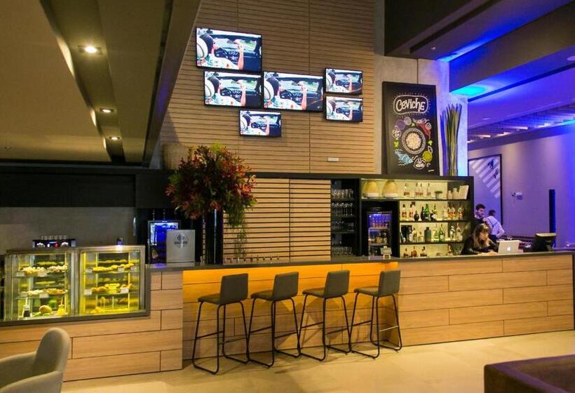 Novotel Curitiba Batel