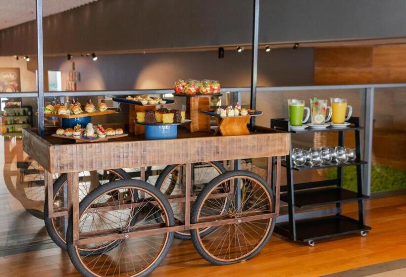 Novotel Curitiba Batel