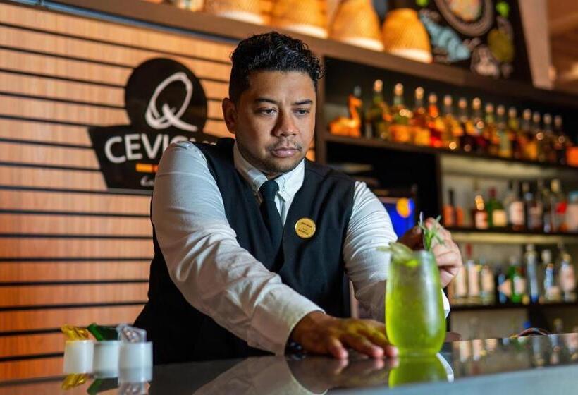 Novotel Curitiba Batel