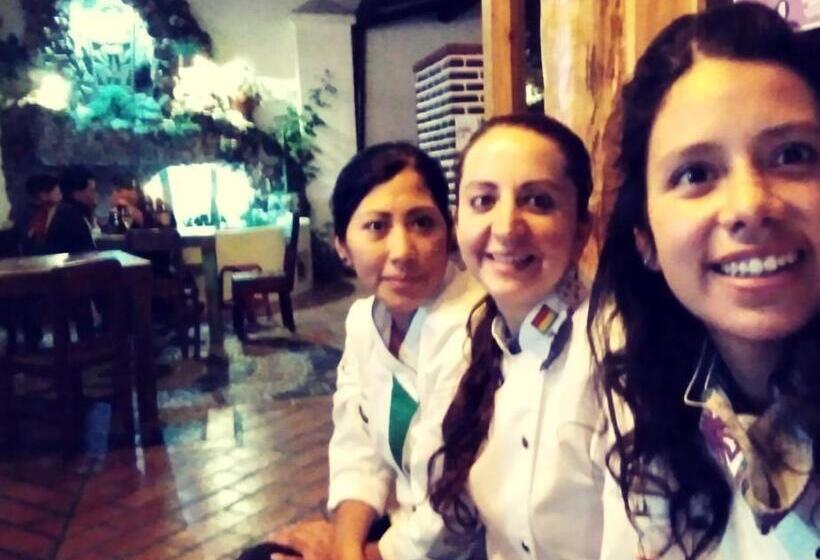 Общежитие Hostal Yakumama