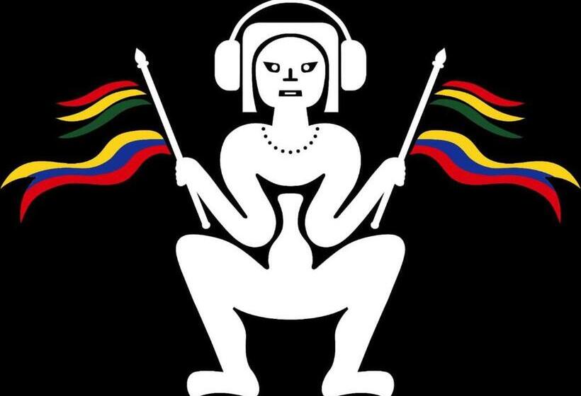 Общежитие Hostal Yakumama