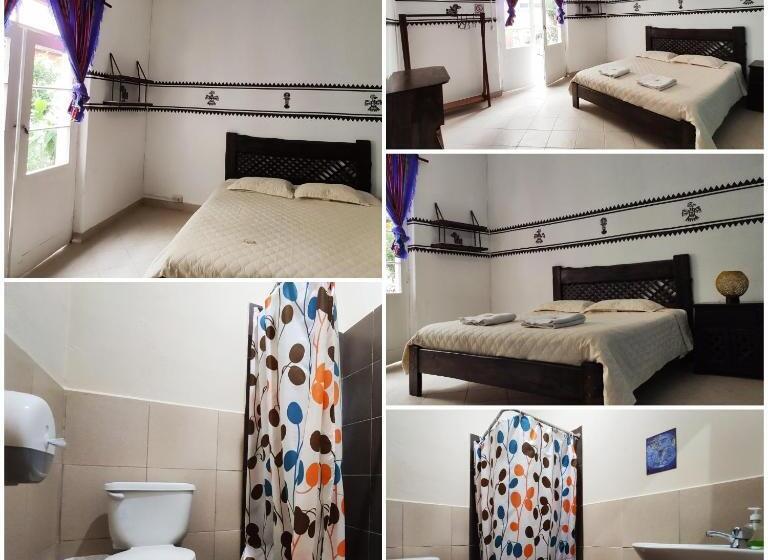 Общежитие Hostal Yakumama