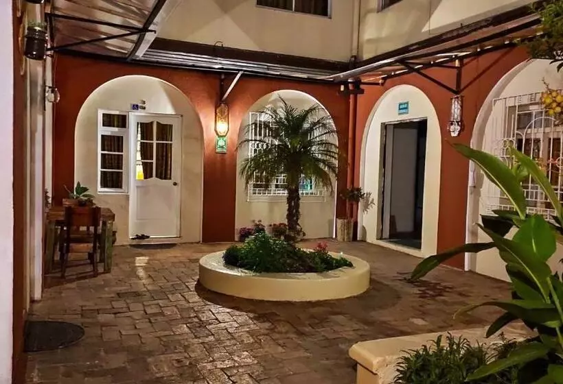 Herberge Hostal Yakumama