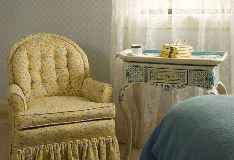 مبيت وإفطار Berry Manor Inn