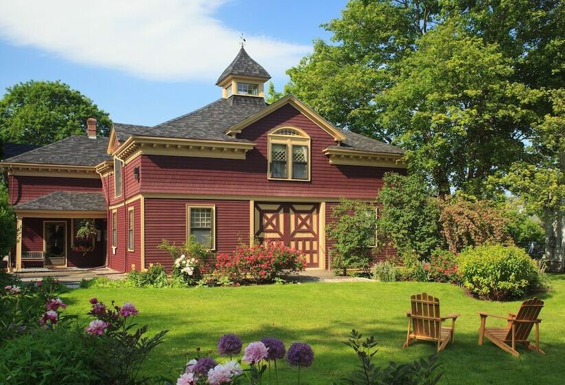 مبيت وإفطار Berry Manor Inn