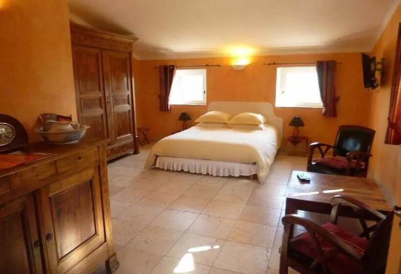 ベッドアンドブレックファースト L Escale Provençale