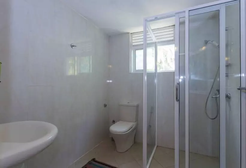 ベッドアンドブレックファースト Swiss Villa Beruwala