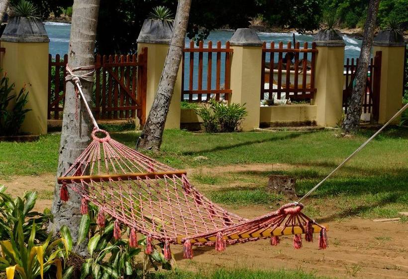 בית מלון כפרי Aga Surf View