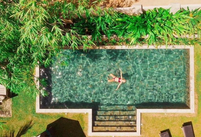 בית מלון כפרי Aga Surf View