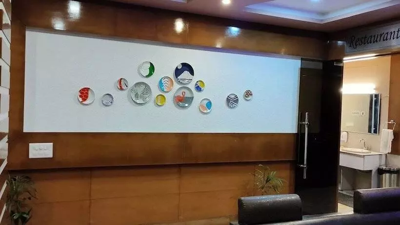 Hotelli Grand Tapovan