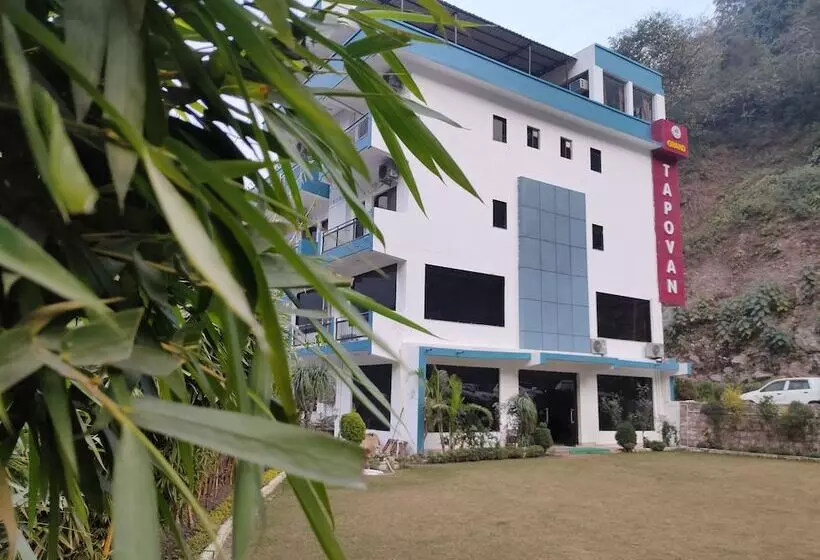 Hotelli Grand Tapovan