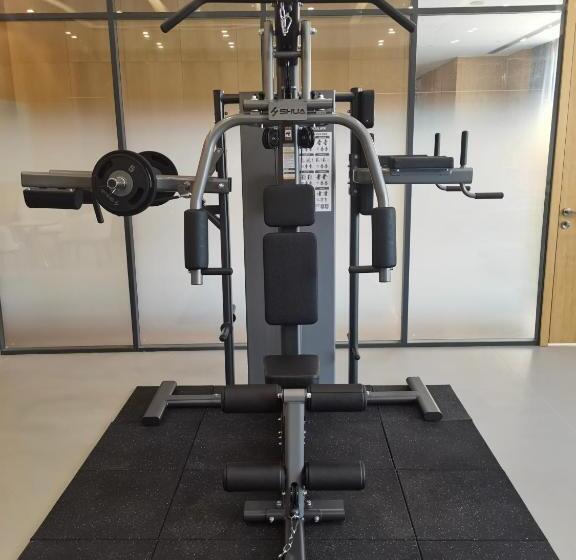 Отель Holiday Inn Express   Yantai Yeda, An Ihg